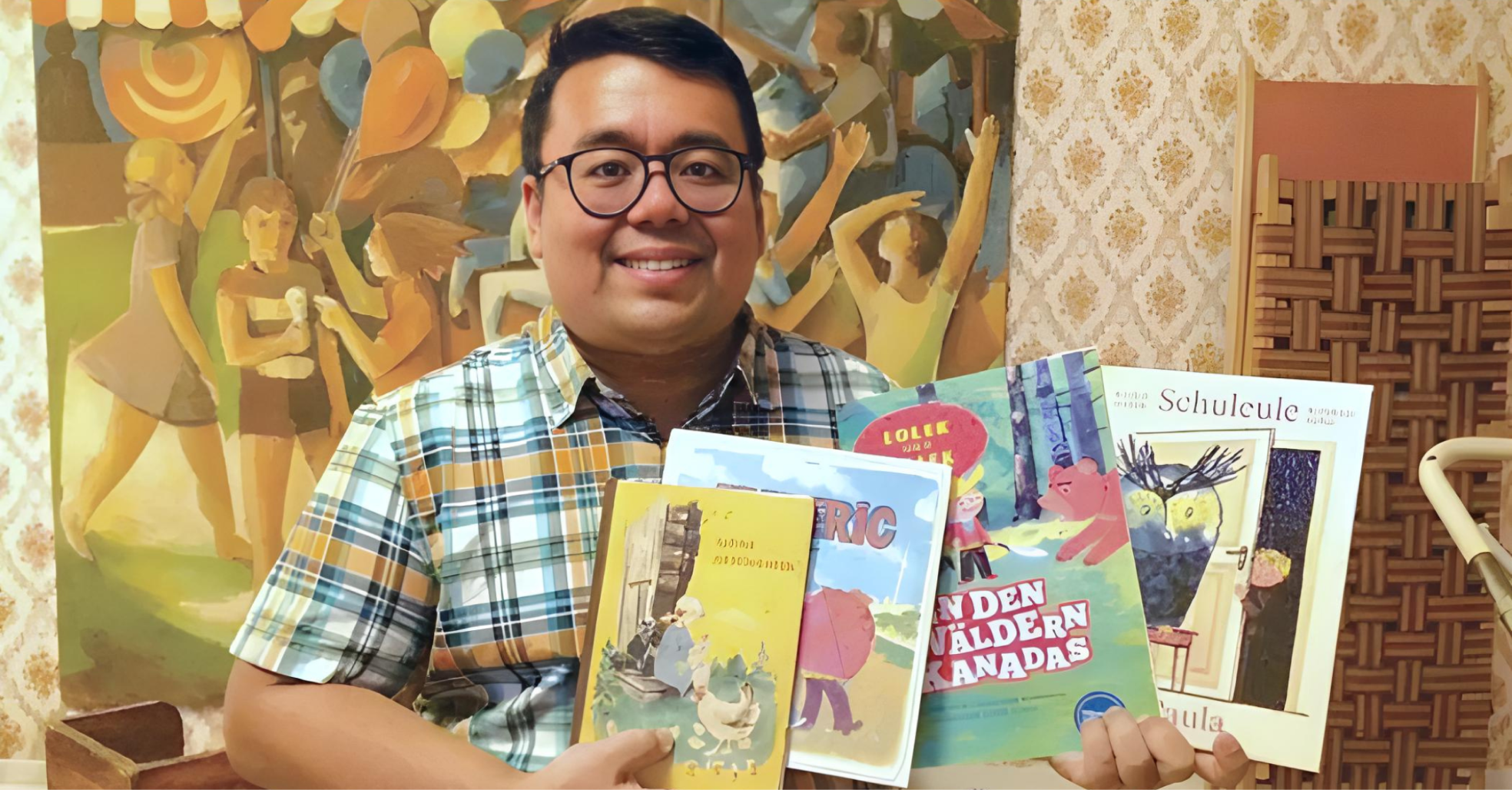 Eugene Y. Evasco with books